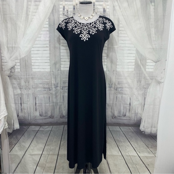 Bob Mackie Small Black White Embroidered Long Dress Side Slits Short Sleeves - Picture 1 of 14